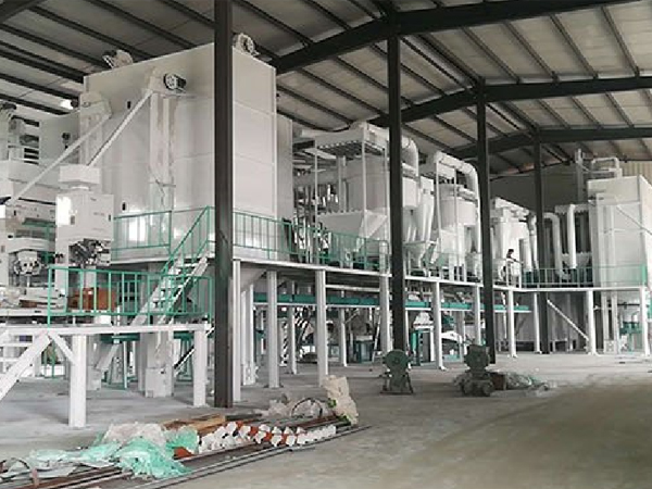 <a href=http://http://www.igem2.net.cn/product/6/ target=_blank class=infotextkey>玉米加工機(jī)械</a>