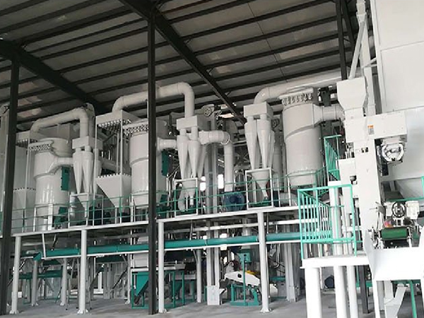 <a href=http://http://www.igem2.net.cn/product/ target=_blank class=infotextkey>玉米加工成套設(shè)備</a>
